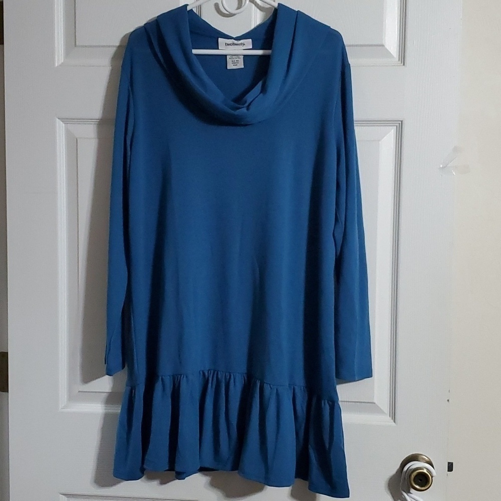 twotwenty Women's Blue Long Sleeve Cowl Neck Ruffle Bottom Dress XL NWOT